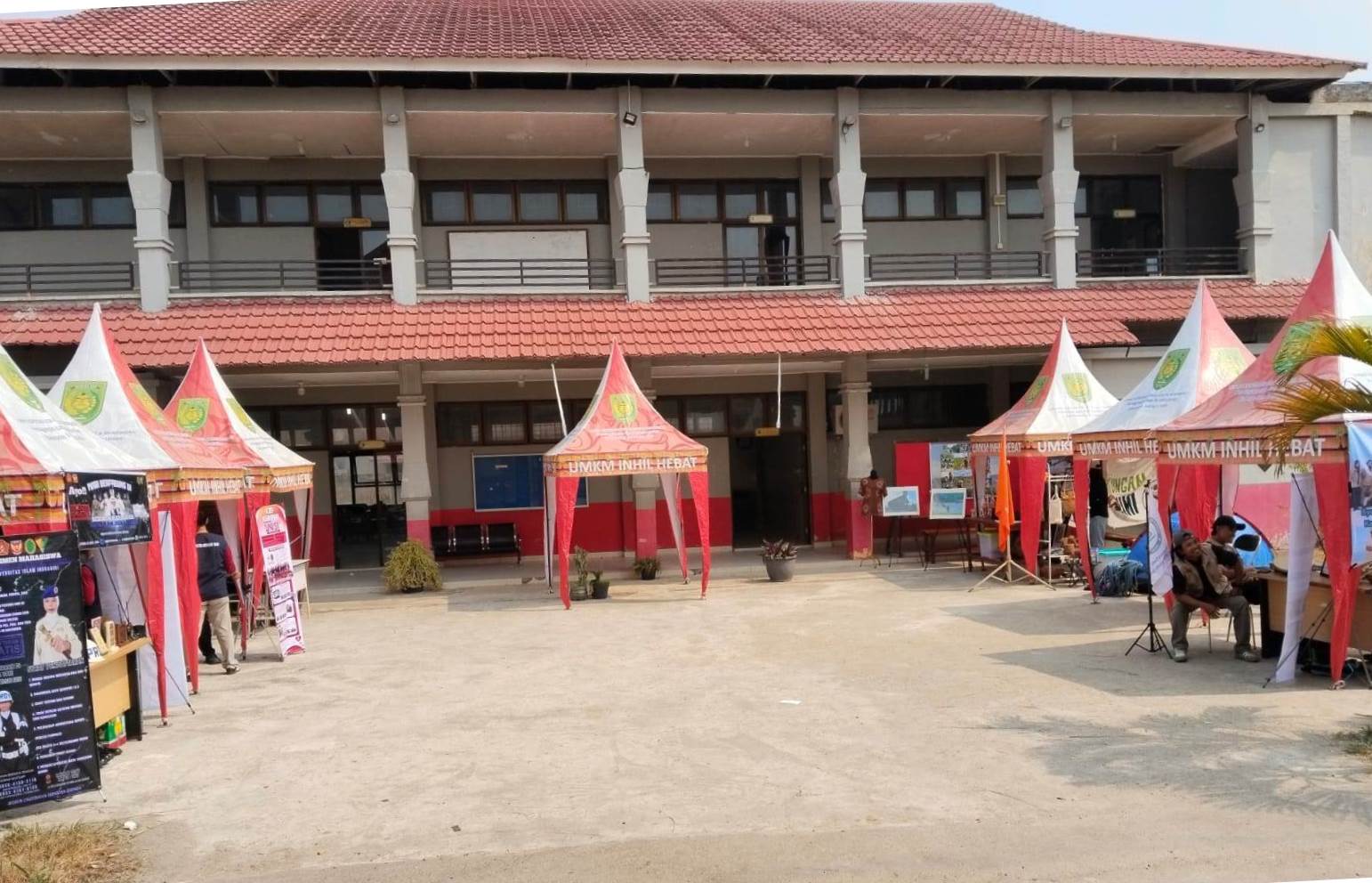 Pertama Kali Digelar, Expo UKM dan UKK Meriahkan PKKMB UNISI 2026