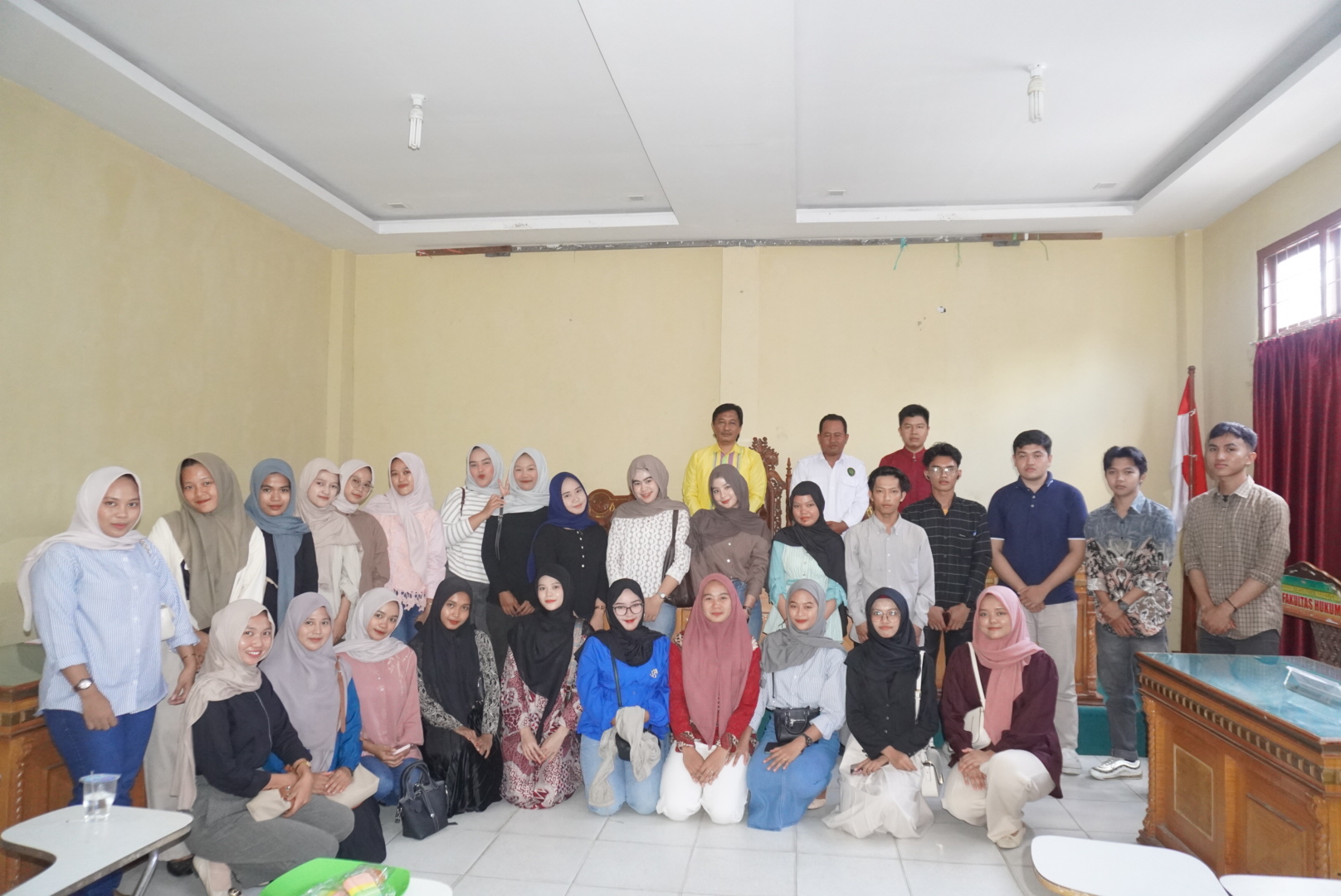 Diskusi Publik Bahas Efektivitas Manajemen Organisasi dan Kepemimpinan Mahasiswa di UNISI