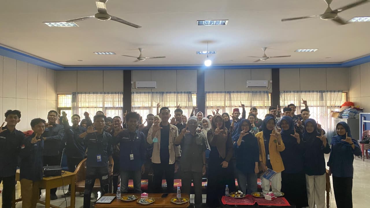 Seminar Literasi Himasi 2025 : Percepatan Literasi dan Inovasi Digital Menuju Indragiri Hilir Cerdas
