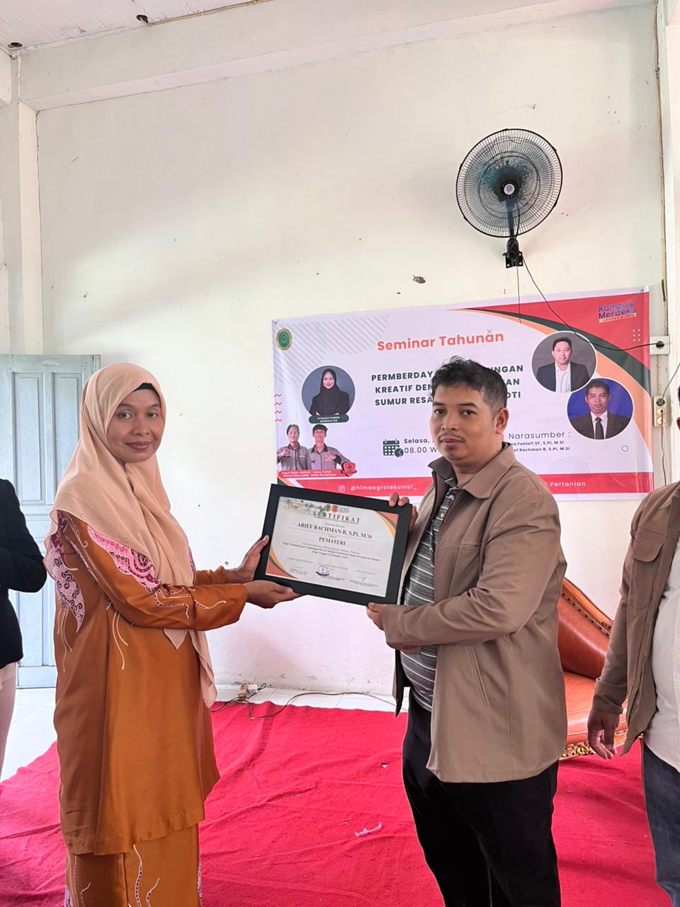 Wujudkan Kampus Ramah Lingkungan, Fakultas Pertanian UNISI Gelar Seminar Pembuatan Sumur Resapan dan Biopori